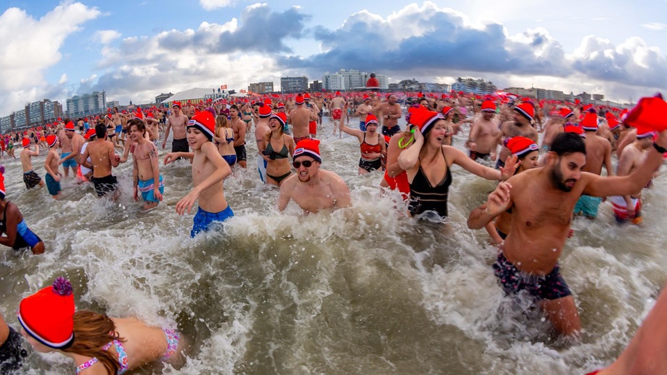 Nieuwjaarsduik image